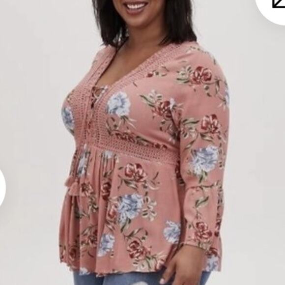 torrid Tops - Torrid Pink Floral Babydoll Blouse Crochet Lace Trim Plus Size 4X